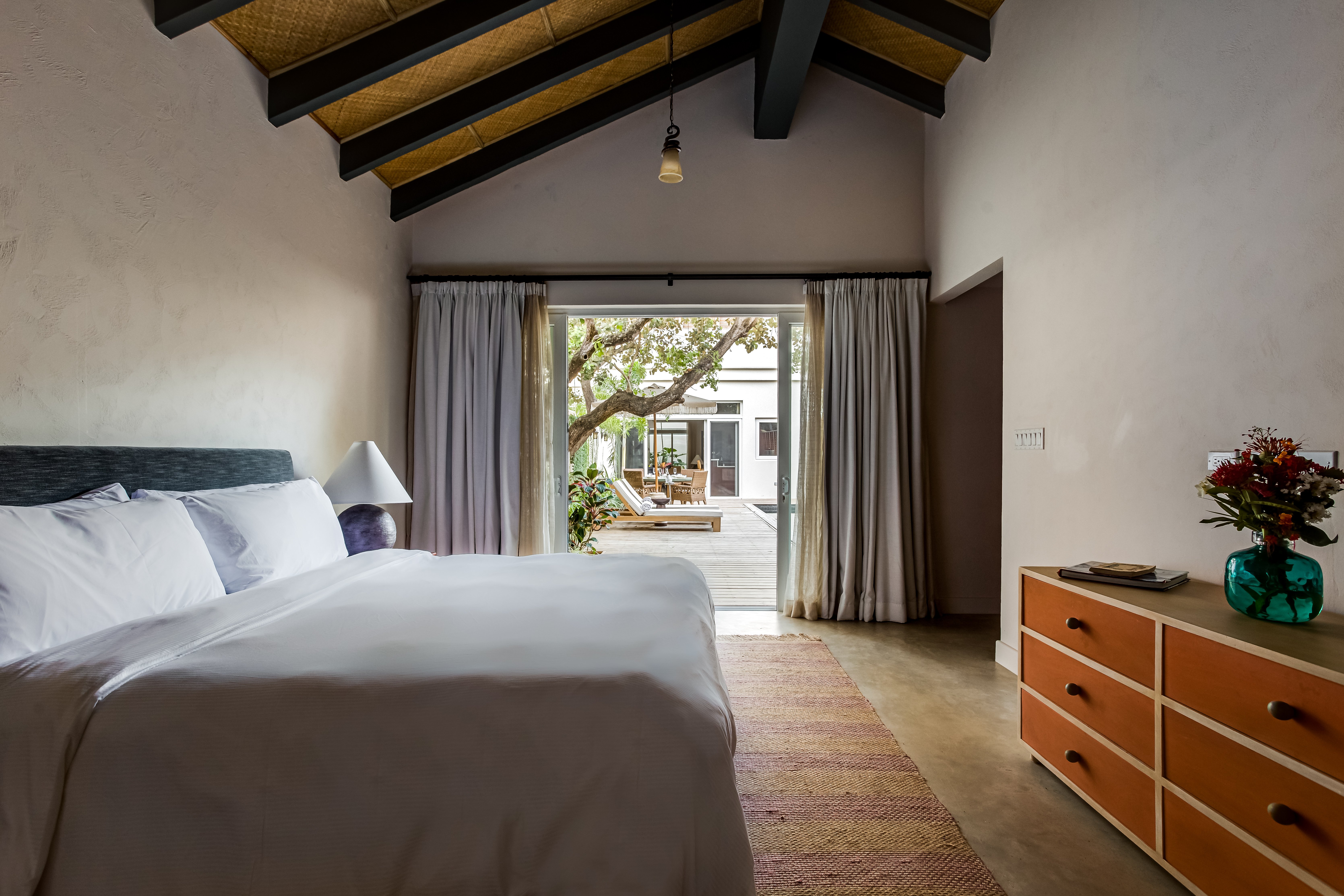 Itzana-Resort2-Bedroom-Villa (3)